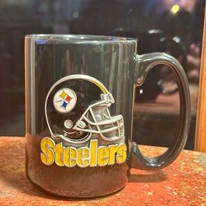 Vintage Pittsburgh Steelers NFL Raised Metal Logo Ceramic Coffee Cup Mug